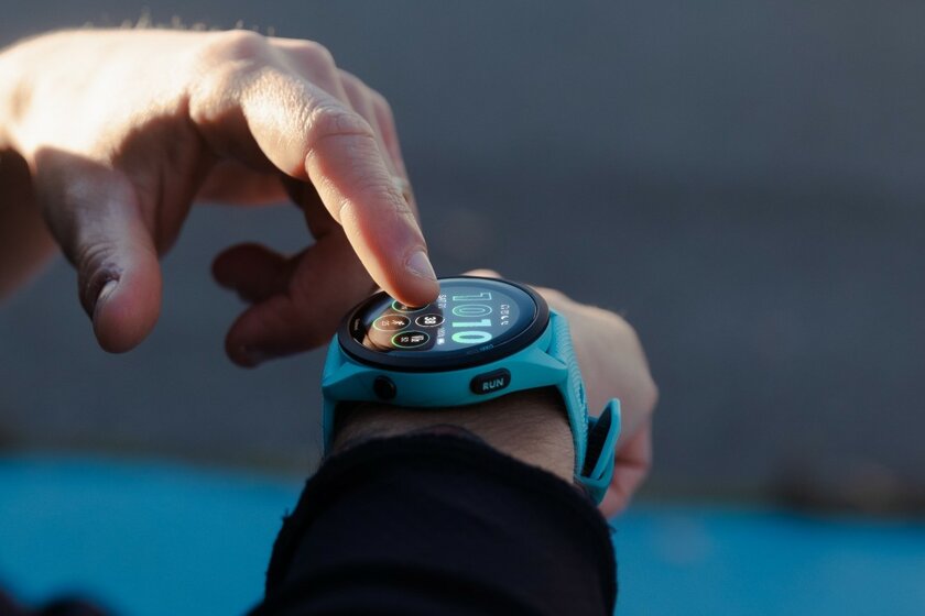 Garmin представила новые смарт-часы Forerunner с экраном как у последних Apple Watch