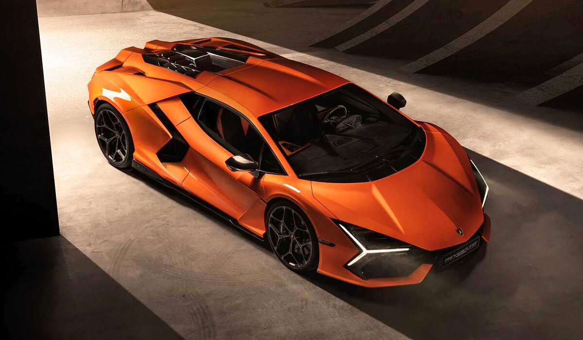 Lamborghini представила свой первый гиперкар: с гибридным мотором и  стильным кузовом