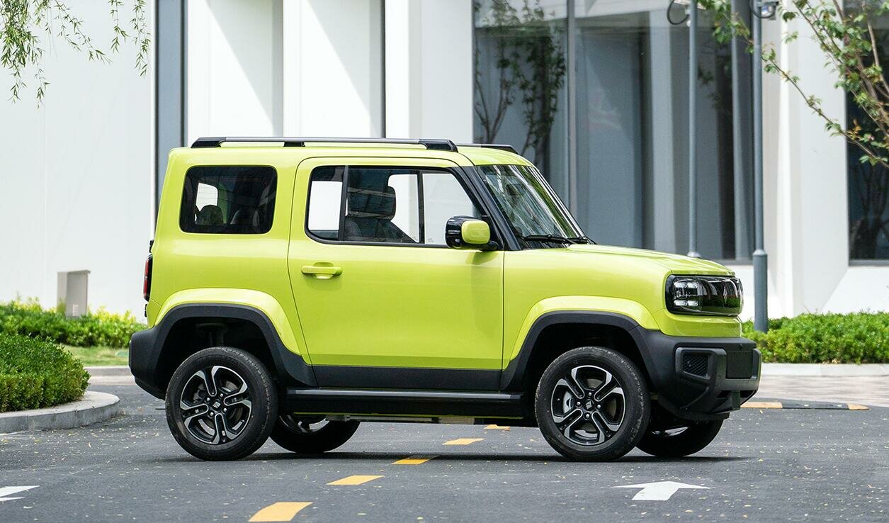 В Китае представили яркого конкурента Suzuki Jimny: стоит дешевле миллиона  рублей