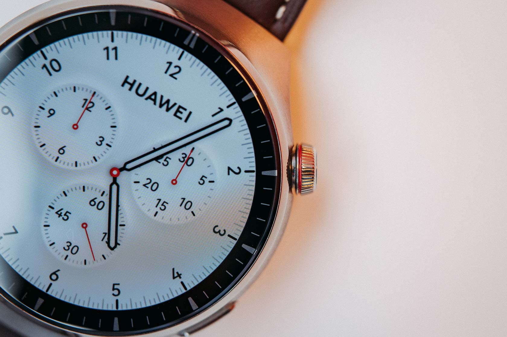 Эти часы меряют сахар в крови без забора крови! Обзор Huawei Watch 4 Pro