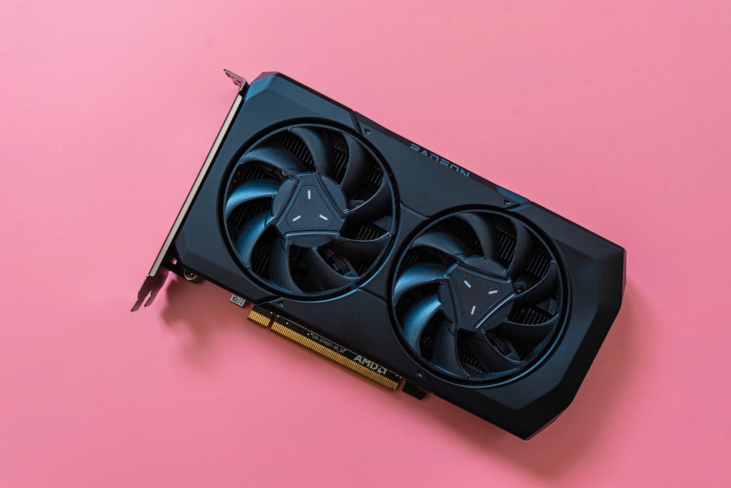 Radeon rx 7600 16gb