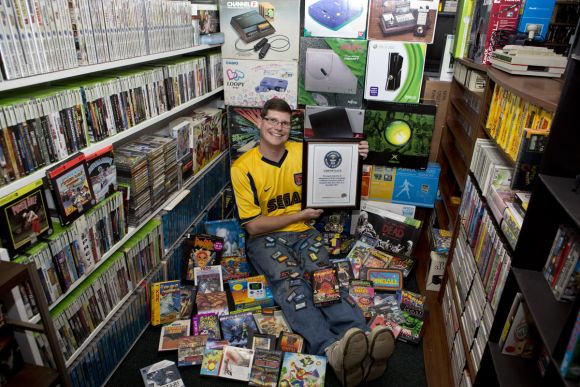 Коллекция из 11000 видео-игр попала в книгу рекордов