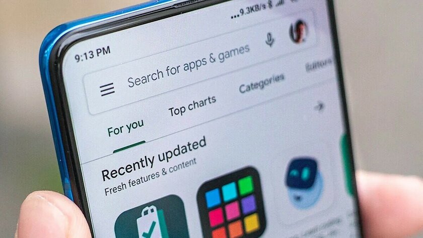 Android 14 будет предупреждать при загрузке обновлений для приложений Google из других источников