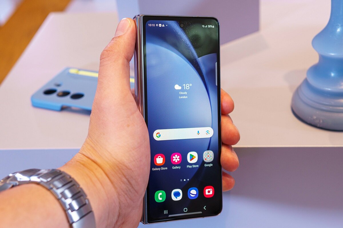 Это лучший складной Samsung: представлен Galaxy Z Fold 5, стал тоньше и  мощнее