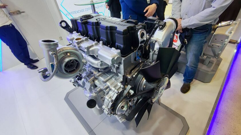 Представлен импортозамещённый дизельный мотор ЯМЗ-535: верхнюю крышку заменить не удалось