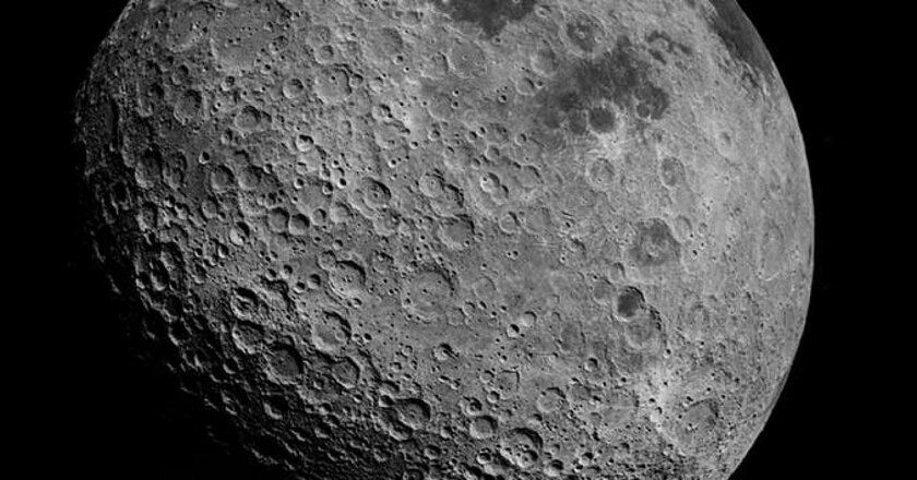 Сера, алюминий и железо: индийский луноход сообщил о первых открытиях с Луны