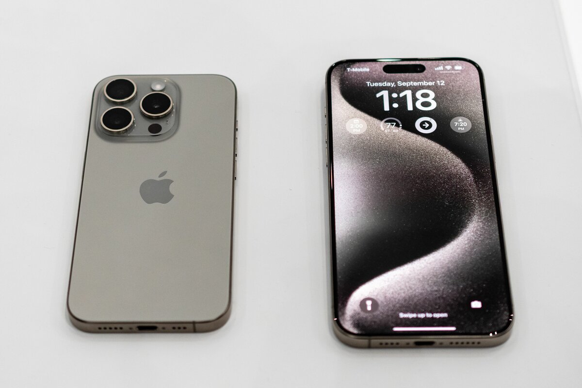 Все цвета iPhone 15 и 15 Pro вживую: сравнение расцветок на натуральных ...