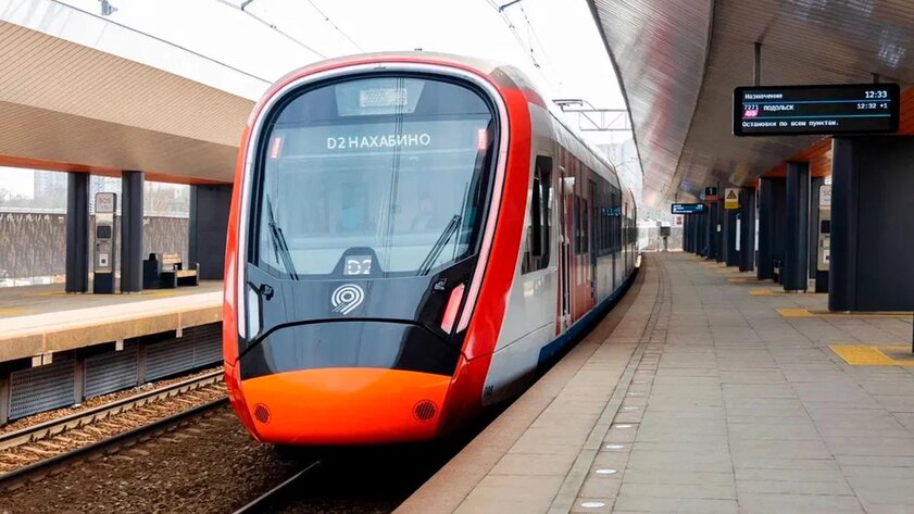 Дептранс Москвы показал интерьер российского поезда «Иволга 4.0»: первых пассажиров он примет в 2024 году