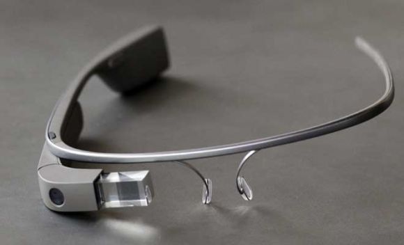 Компания Google официально представила мини-игры для очков Google Glass