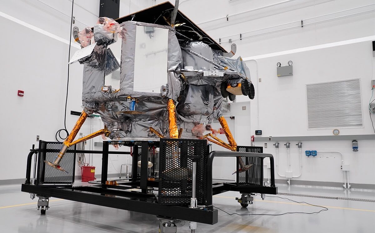 NASA провалила высадку на Луну: модуль Peregrine сгорел в плотных слоях атмосферы Земли