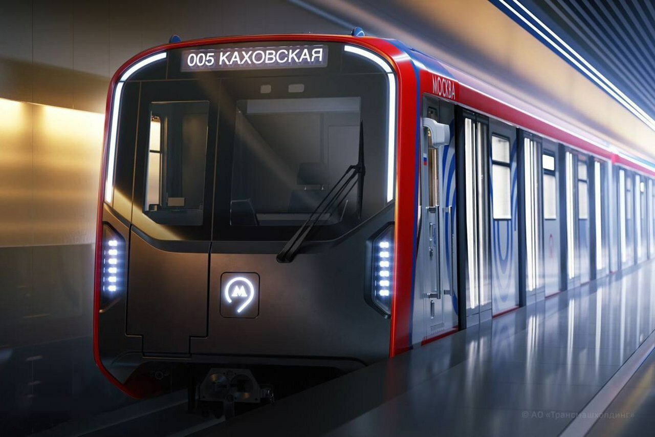 В столичном метро начал курсировать поезд «Москва-2024». Что в нём особенного