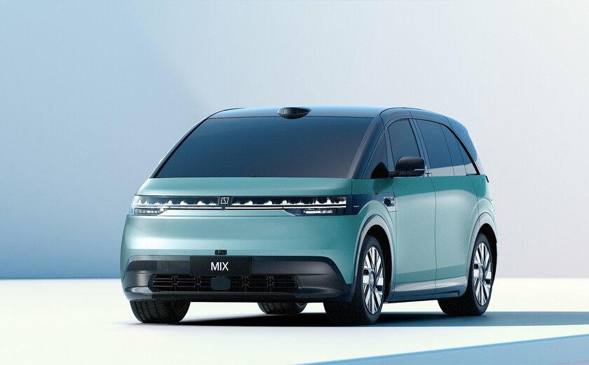 Geely показал минивэн Zeekr Mix. В нём необычно всё