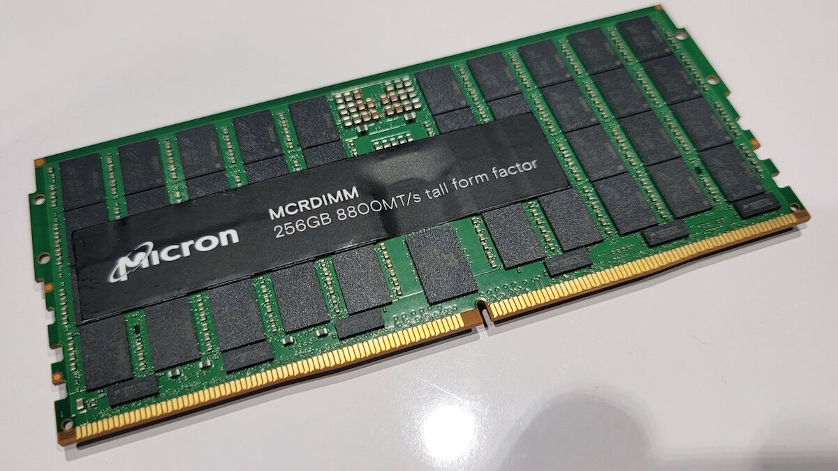 Micron представила планку DDR5-памяти на 256 ГБ: она потребляет 20 Вт энергии