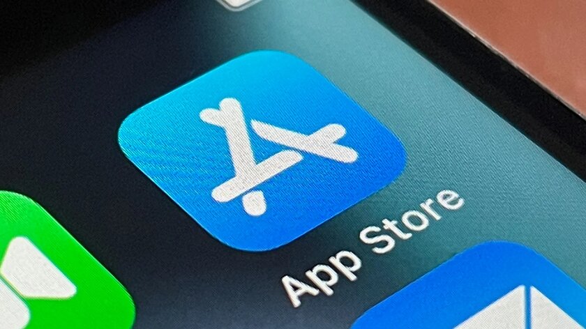 Подарок фанатам классики: Apple разрешила размещать в App Store эмуляторы ретро-игр