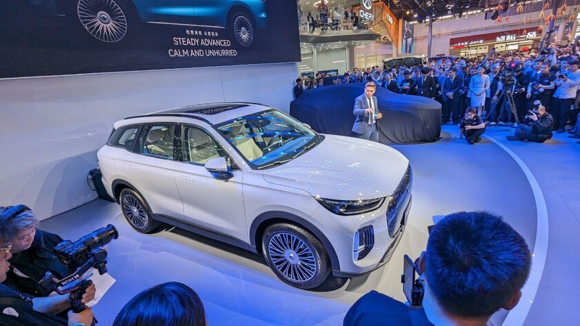 Такой Tiggo 9 приедет в Россию