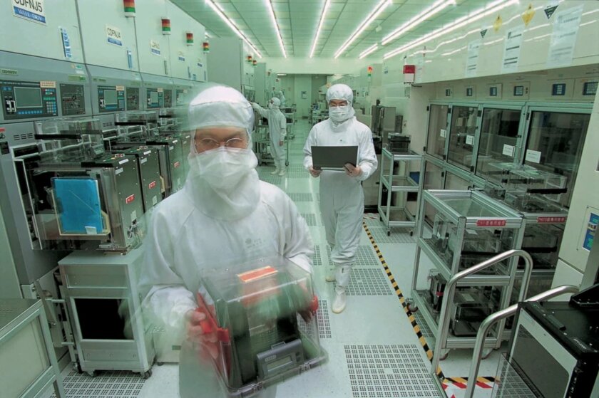 В 2032 году Китай сможет производить только 2% чипов по передовым техпроцессам (7 нм и меньше)