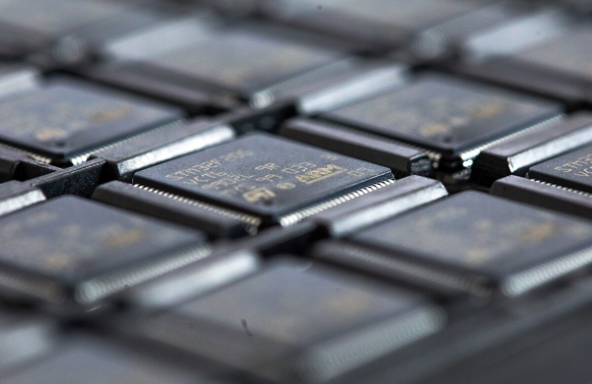 Arm разработает ИИ-процессоры для центров обработки данных Softbank ...