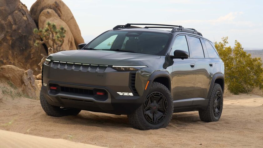 Jeep представила Wagoneer S: концепт электрического внедорожника с режимом езды по камням