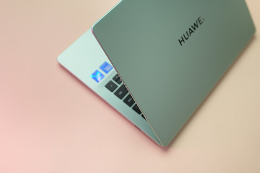 Тонкий, лёгкий и невероятно мощный: обзор Huawei MateBook 14 2024