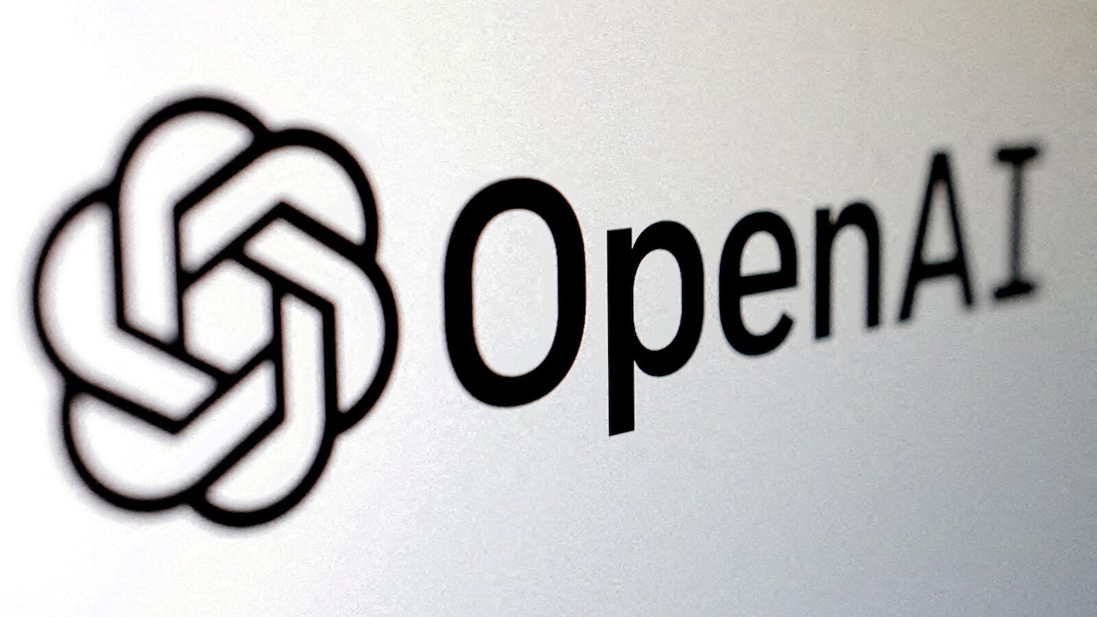 OpenAI совершила первое крупное приобретение: она купила стартап по работе с корпоративными данными