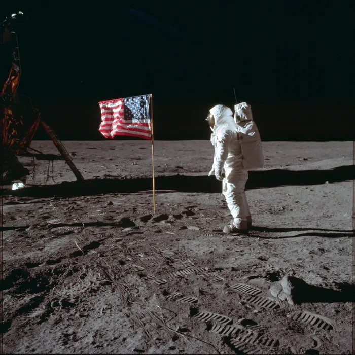 55 лет назад человек впервые высадился на Луну. По крайне мере, так говорят в NASA