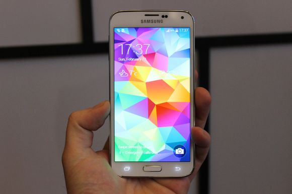 MWC 2014: живые фотографии флагмана Samsung GALAXY S5