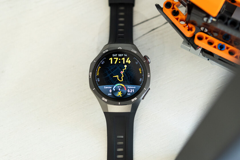 Идеал: внутри умные часы, а снаружи — классика. Обзор HUAWEI WATCH GT 5 Pro