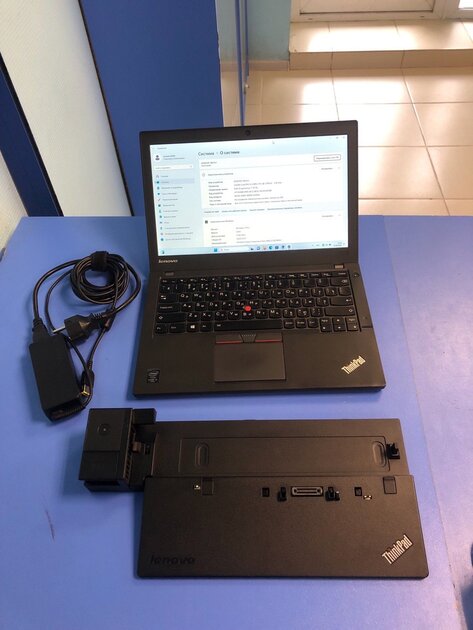 Lenovo ThinkPad X250. Продается в магазине красавчик. Берем?