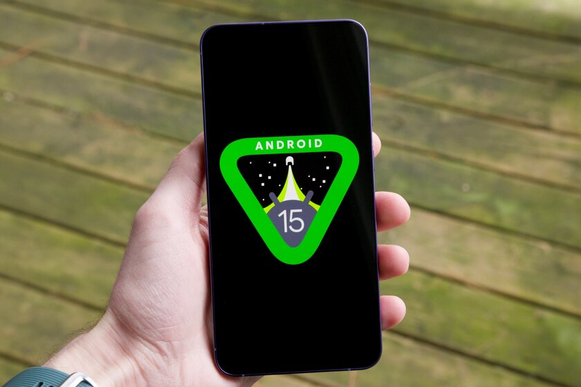 В Android 15 может появиться новый дизайн входящего уведомления в виде Динамического Острова из iOS