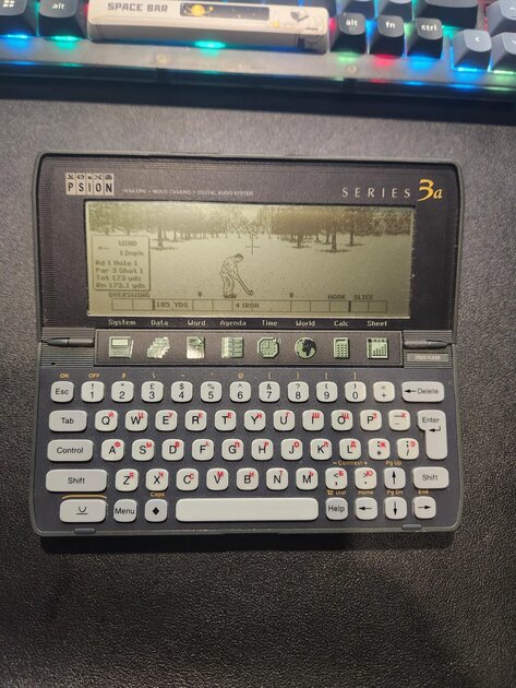 Суровый портативный гейминг на Psion 3a, карманном компьютере 1993 года