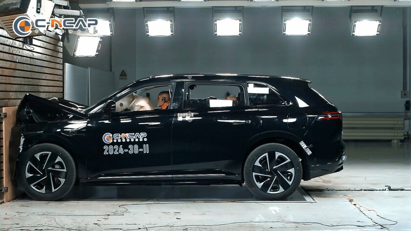 Роскошный кроссовер Exlantix ET получил 5 звёзд в краш-тесте C-NCAP: его привезут в Россию