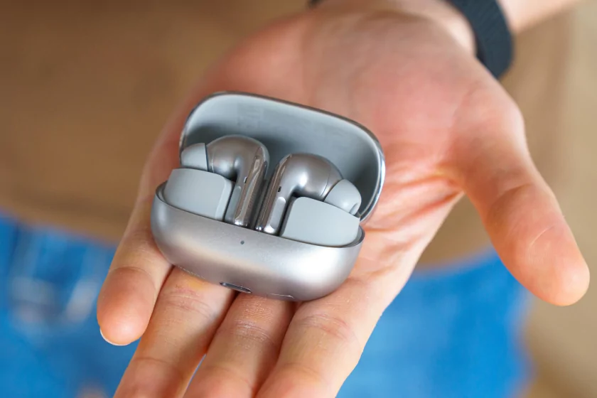 Наконец — хорошие наушники без переплаты? Обзор Xiaomi Buds 5 Pro