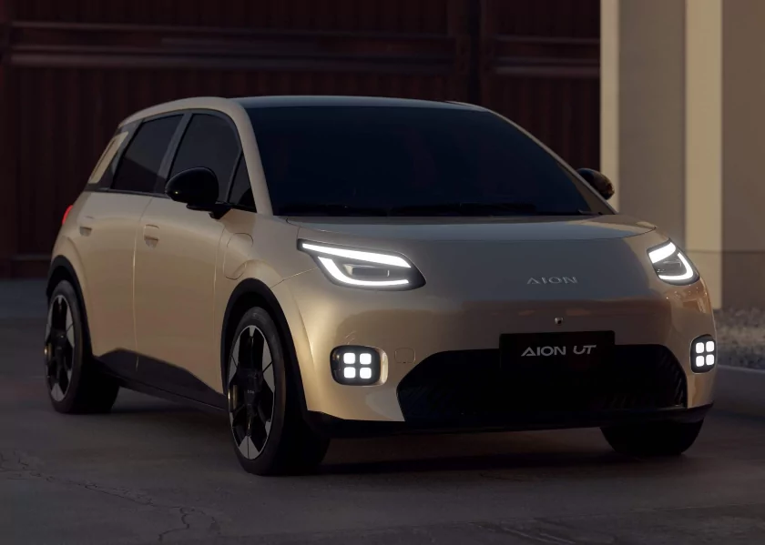 Китайцы удивляют! GAC представила AION UT и AION V — электрокары с безопасностью выше европейских стандартов
