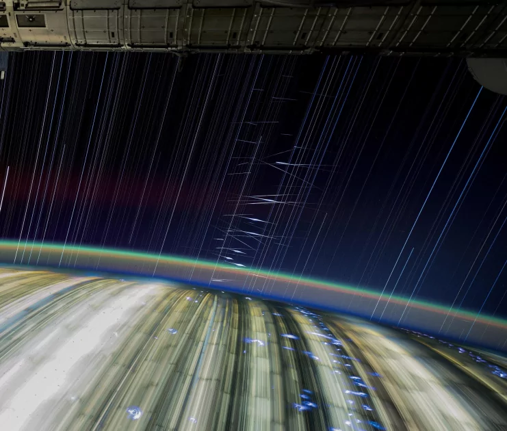 Так выглядят спутники Starlink с МКС