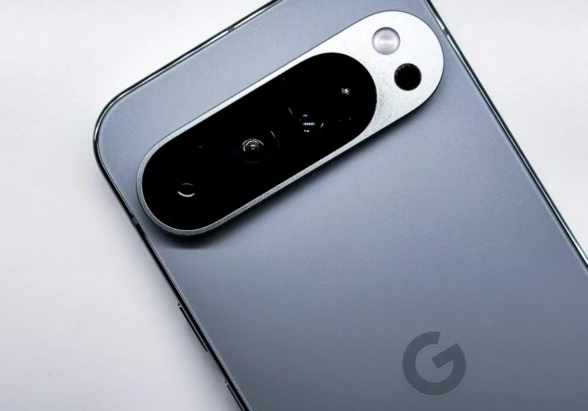 Pixel 10 засветился на съёмках рекламы — раскрыты дизайн, слоган и новая ИИ-функция