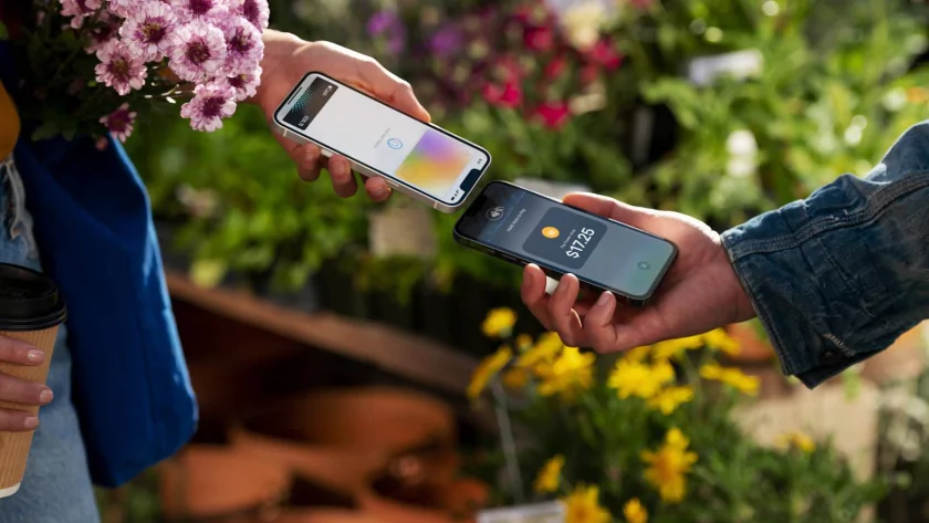 Дальность действия NFC увеличат до 2 см — в четыре раза больше, чем сейчас