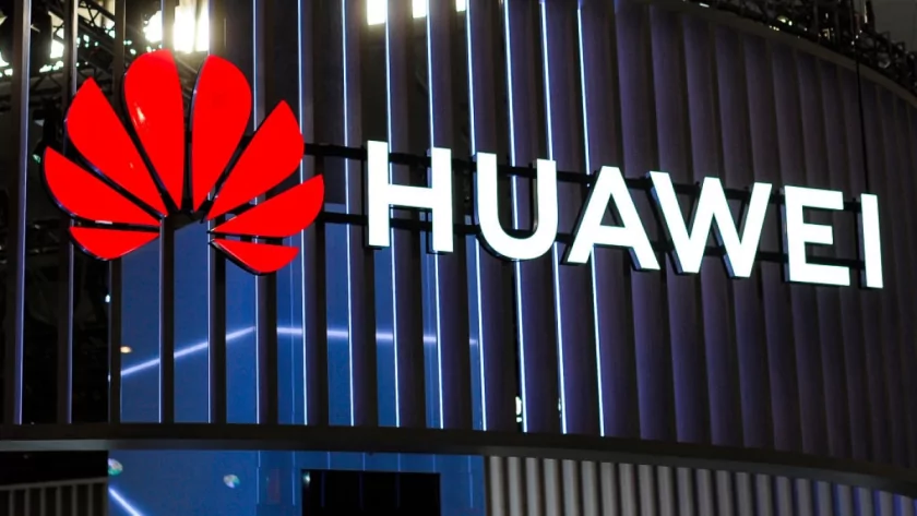 3000 км и зарядка за 5 минут: Huawei получила патент на твердотельный аккумулятор