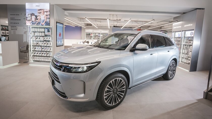 В интернет-магазине МТС запустили продажи гибридных автомобилей Aito Seres