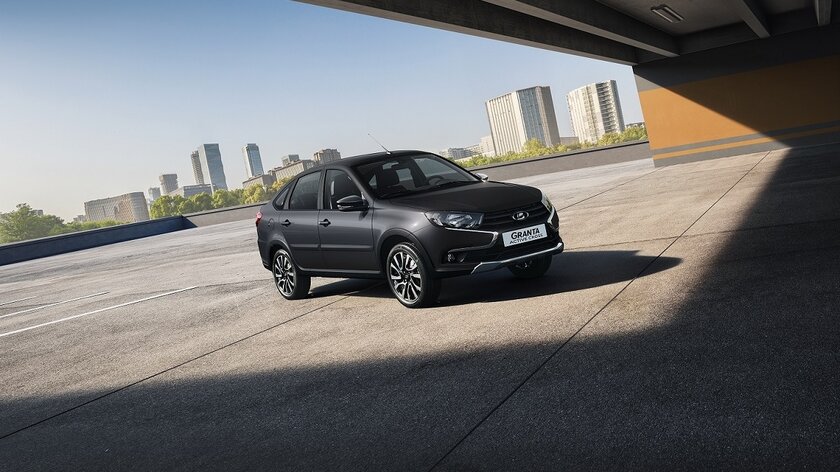 АвтоВАЗ выпустил новую версию LADA Granta: Active Cross стоит от 1,2 млн рублей