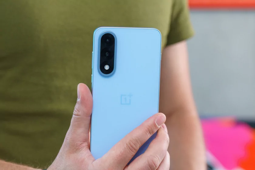 Обзор OnePlus Nord 5 — умудрились сделать и хуже, и лучше одновременно. Вот что из этого вышло