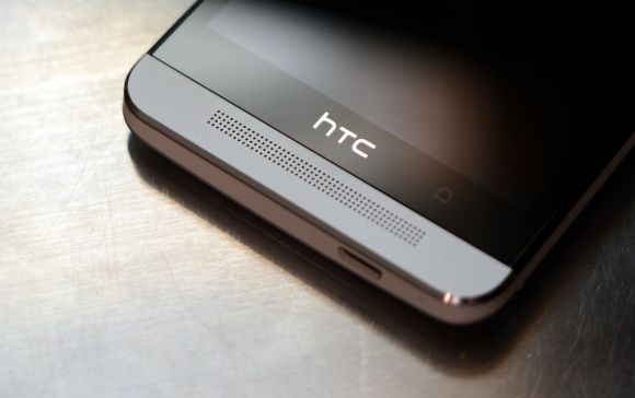 HTC пока что терпит убытки