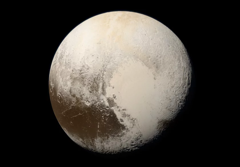 10 лет назад межпланетная станция New Horizons сделала самое детальное изображение Плутона