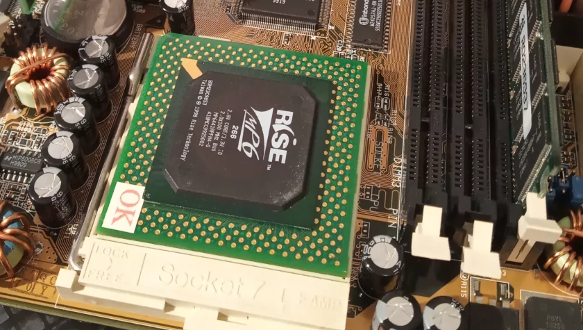 Коллекционер показал один из самых редких процессоров на архитектуре x86 — Rise mP6 266