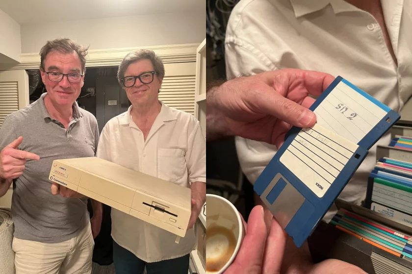 На фото легенды с тем самым Amiga 1000, на котором они в 80-х годах писали первые нейросети