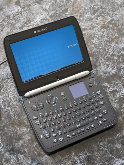 Vulcan FlipStart — дичь-девайс от сооснователя Microsoft