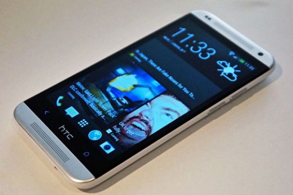 HTC Desire 601 получает обновление Android 4.4.2 KitKat и HTC Sense 5.5