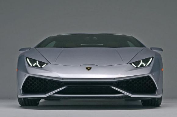 Lamborghini Huracan - что он тут делает?