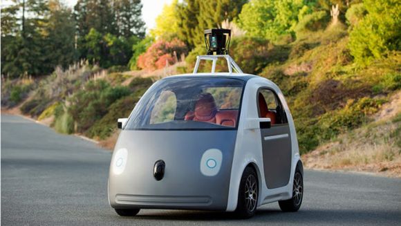 Google начинает производство самоуправляемых автомобилей