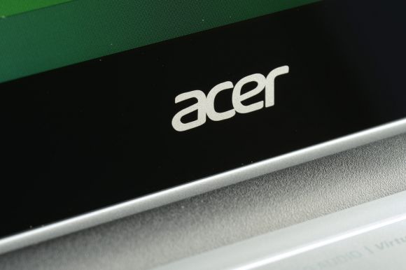 Acer представила пять новых смартфонов, умный браслет и планшет