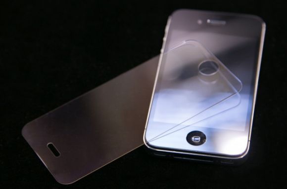 Apple запатентовала процесс производства собственного цельного корпуса из стекла